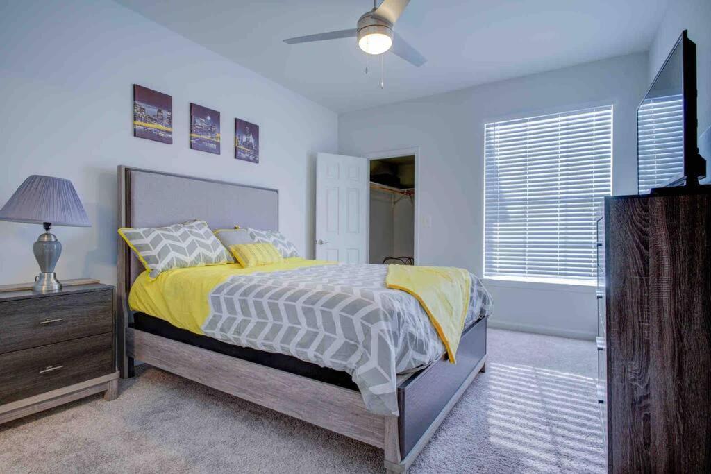 Photo of Bedroom in Dunwoody