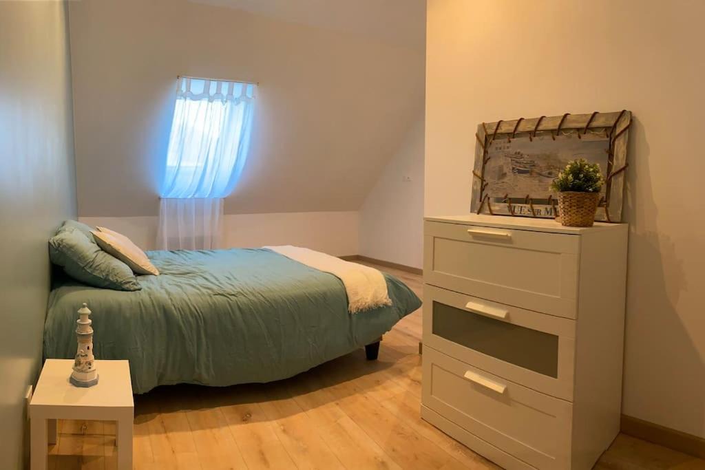 Photo of Bedroom in Saint-Etienne-au-Mont