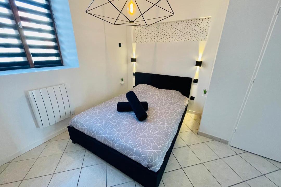 Photo of Bedroom in Noisseville