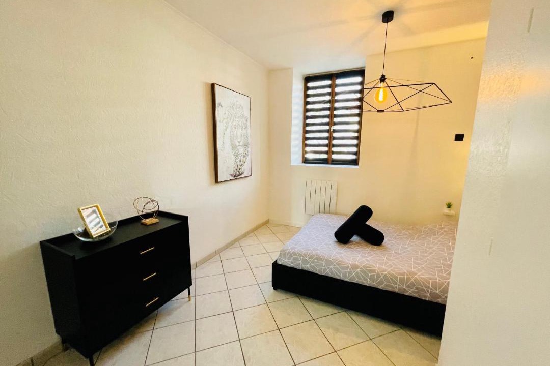 Photo of Bedroom in Noisseville