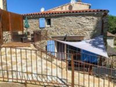 Photo of Buildings in Fa