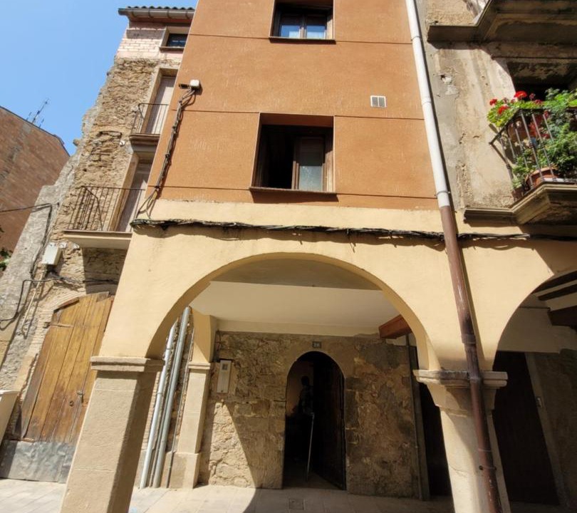 Photo of Buildings in Ponts