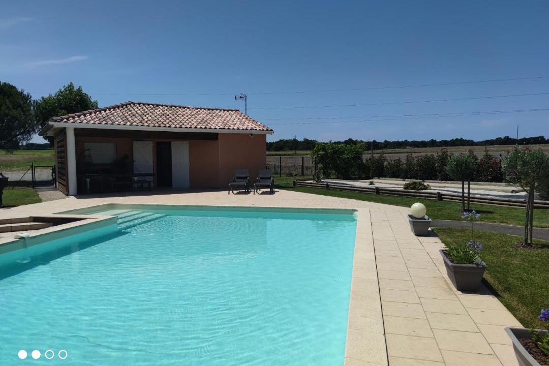 Photo of Outdoor in Campsas
