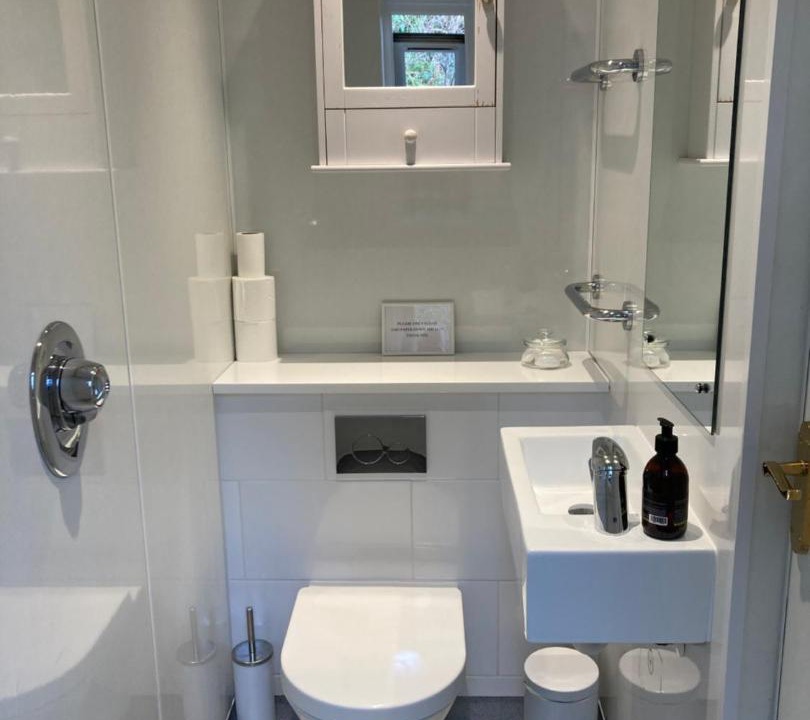 Photo of Bathroom in Glenelg