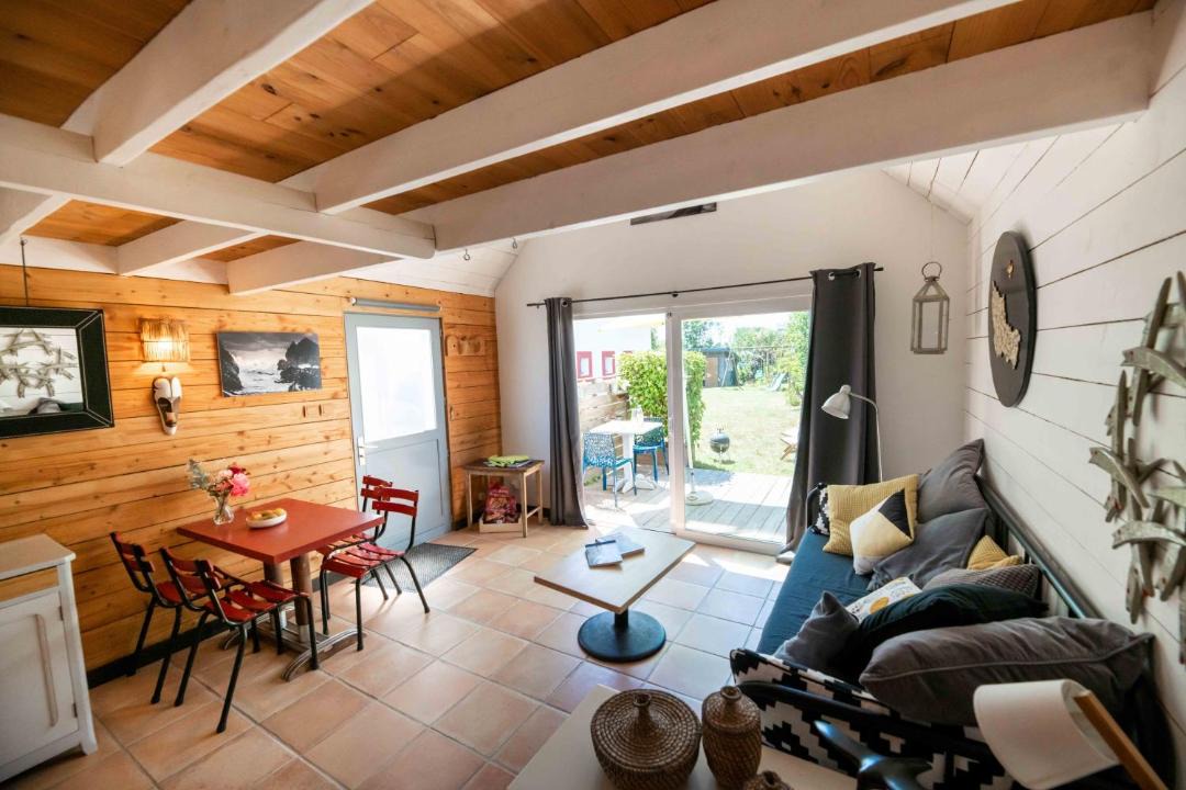 Photo of Others in Le Palais