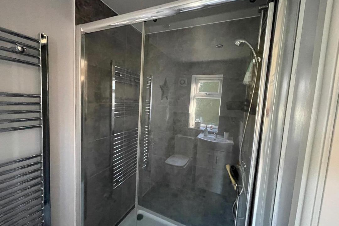 Photo of Bathroom in Shoscombe