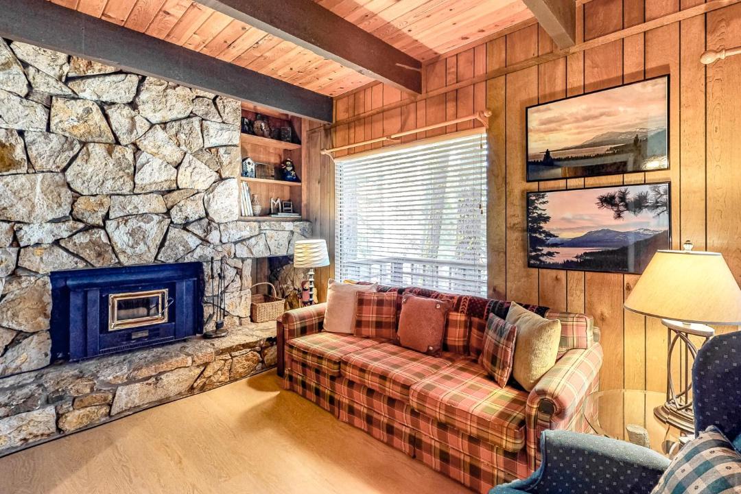 Photo of Livingroom in Tahoe City