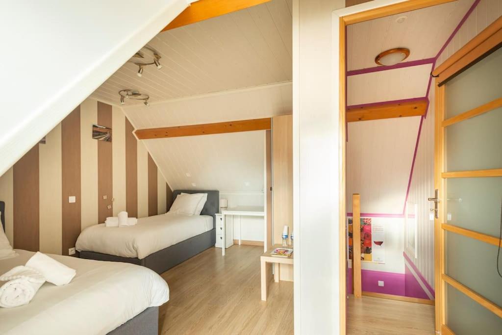 Photo of Others in Corpeau