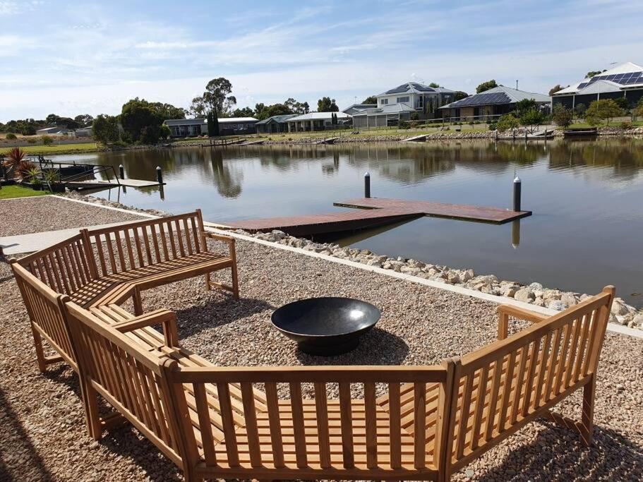 Photo of Others in Seymour