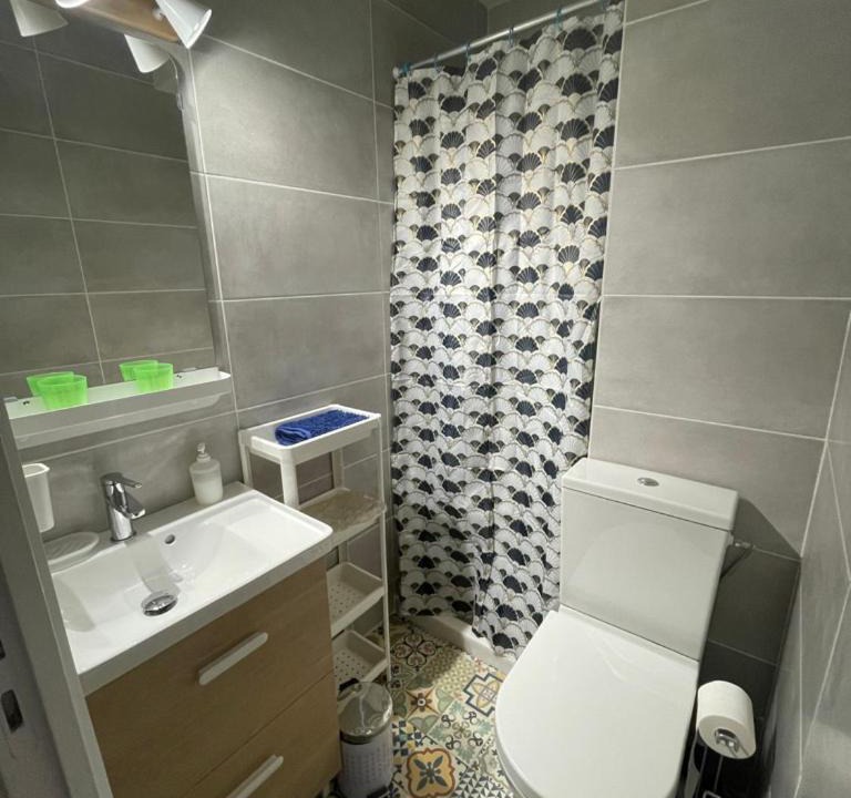Photo of Bathroom in Balaruc-les-Bains
