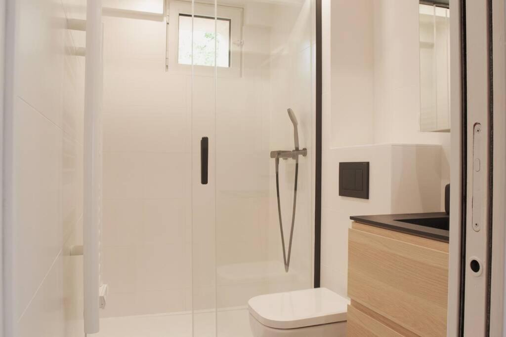 Photo of Bathroom in Saint-Germain-en-Laye