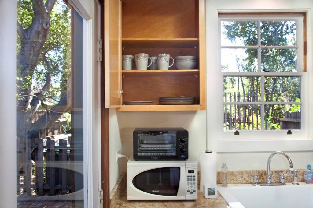 Photo of Livingroom in Poets Corner