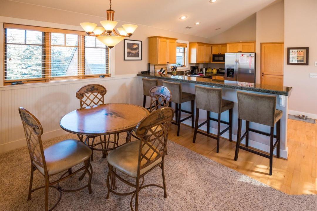 Photo of Others in Sisters