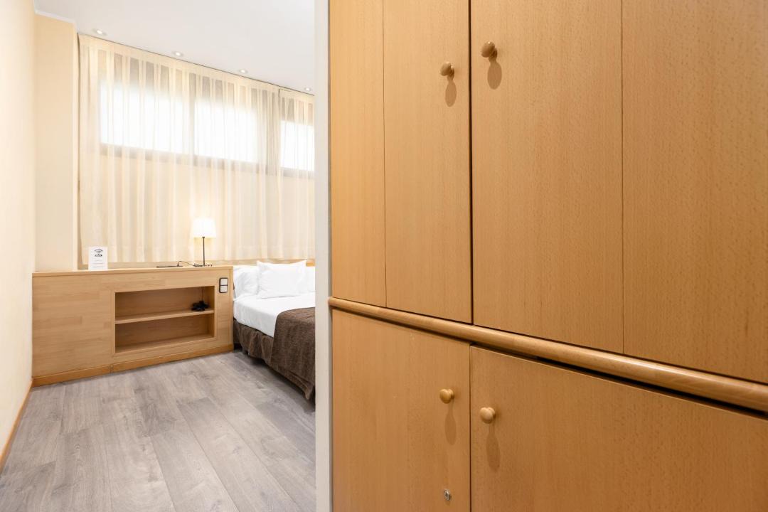 Photo of Bedroom in Sants-Badal