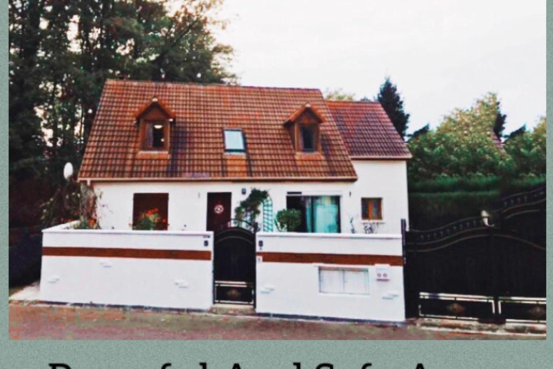 Photo of Buildings in Cesson