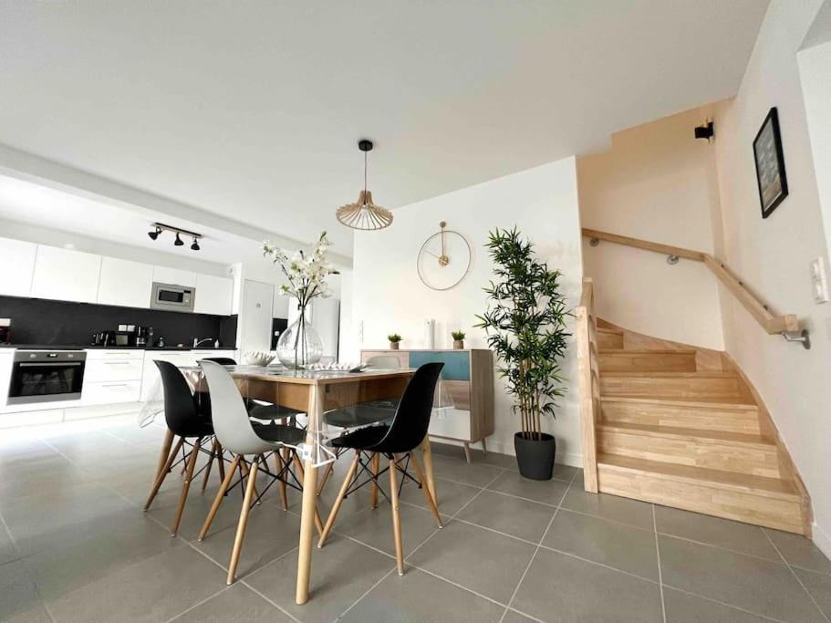 Photo of Livingroom in Carquefou