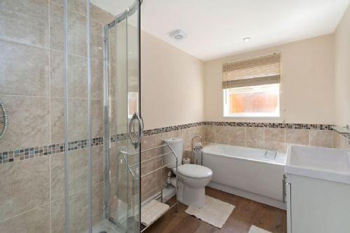 Photo of Bathroom in Ashford