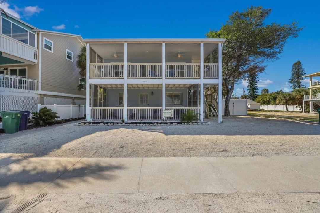 Photo of Buildings in Anna Maria