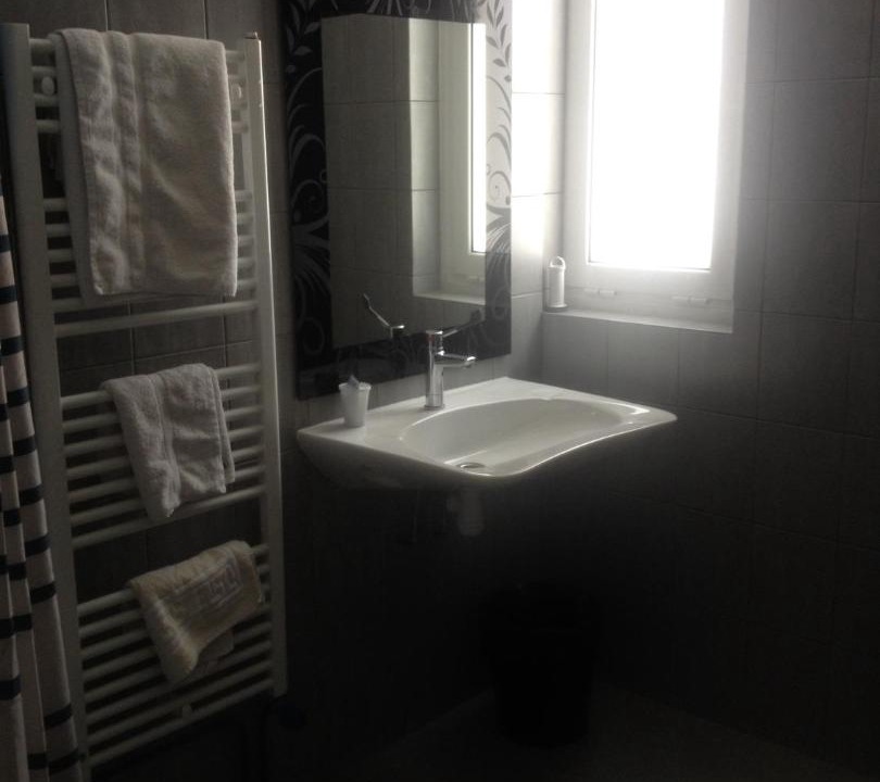 Photo of Bathroom in Maisons-Alfort