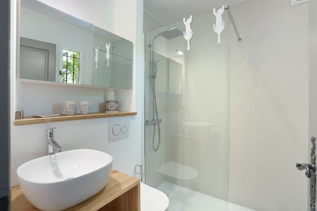 Photo of Others in Pont Royal