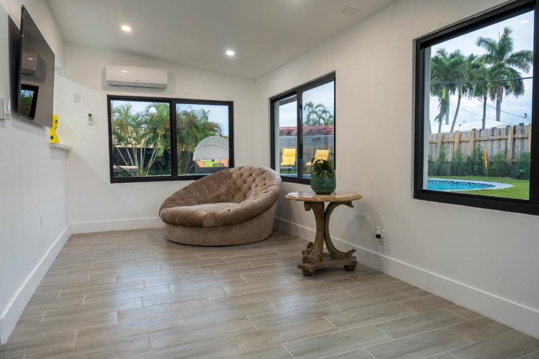 Photo of Livingroom in Miami Gardens