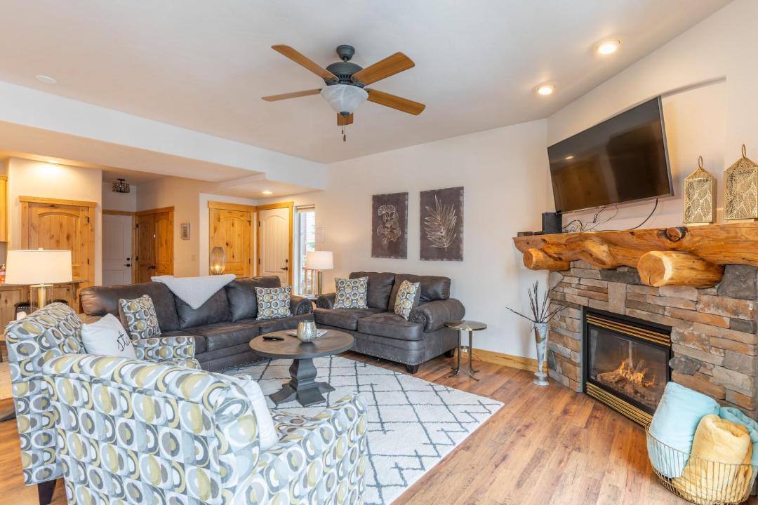 Photo of Livingroom in Somers