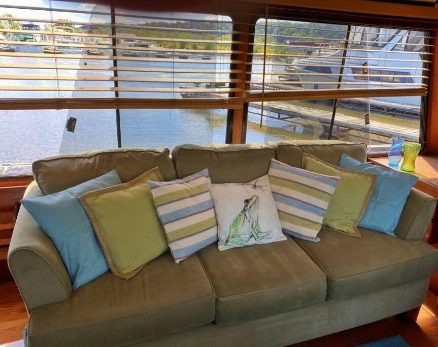 Photo of Livingroom in Sabula