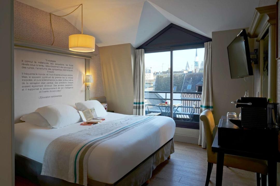 Photo of Bedroom in Quartier Vieux Marche-Cathedrale