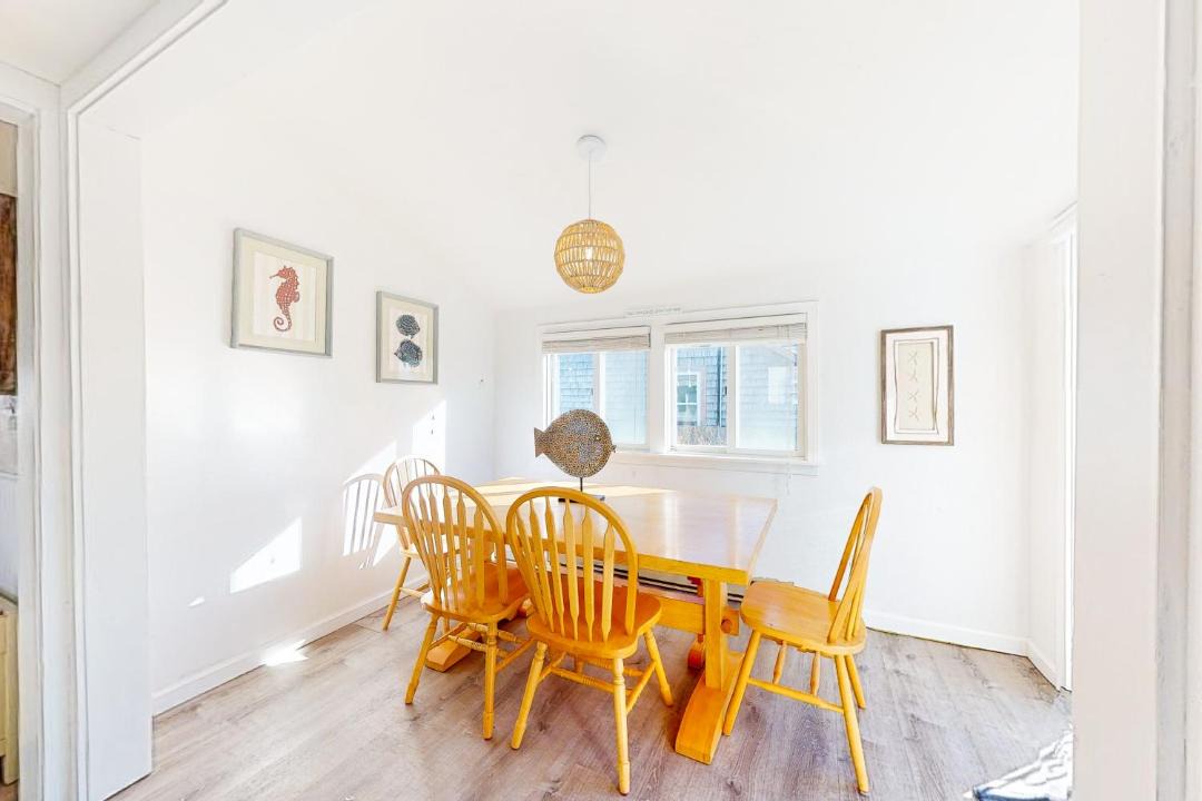 Photo of Livingroom in Wareham Center