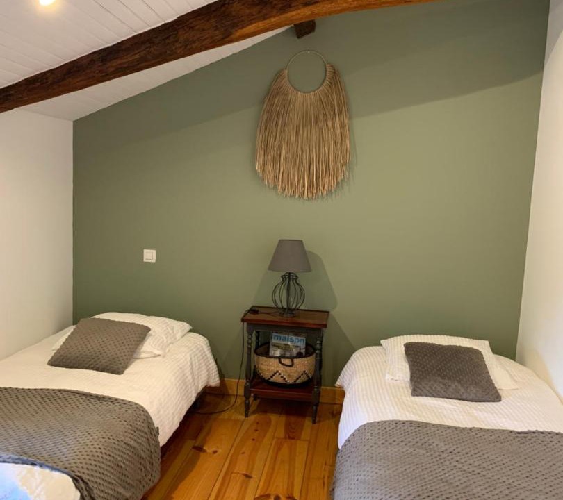 Photo of Bedroom in Narrosse