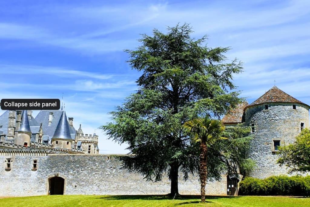 Photo of Buildings in Gensac