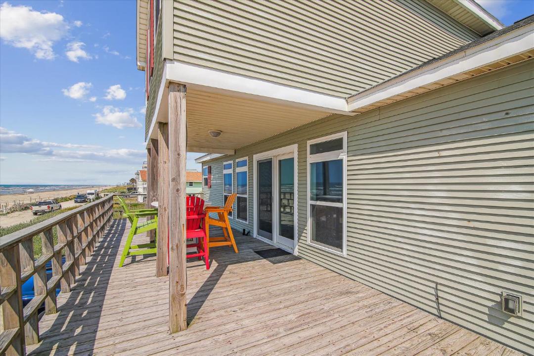 Photo of Patio Balcony in Bermuda Beach