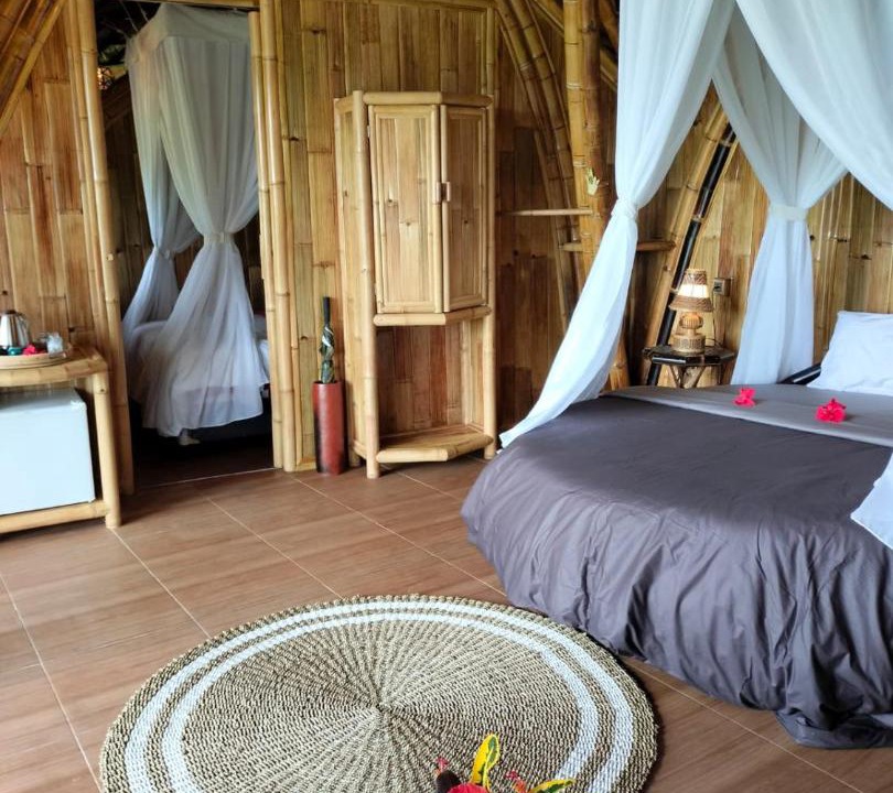 Photo of Others in Selat