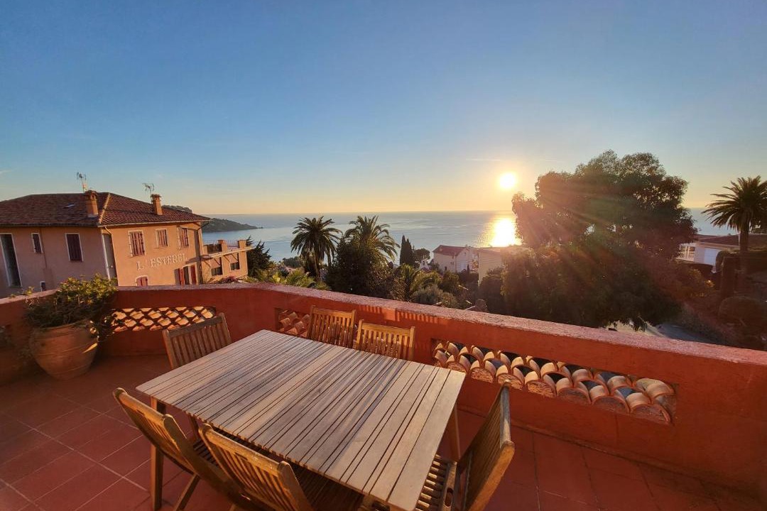 Photo of Patio Balcony in Espero-Pax