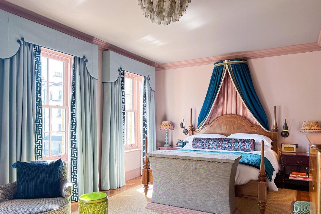 Photo of Others in Brompton & Hans Town