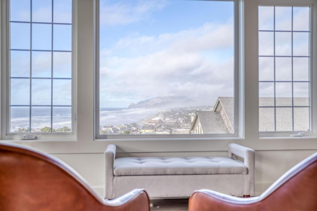 Photo of Others in Lincoln City