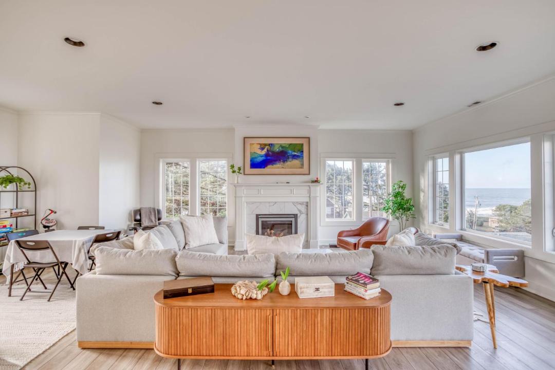 Photo of Livingroom in Lincoln City