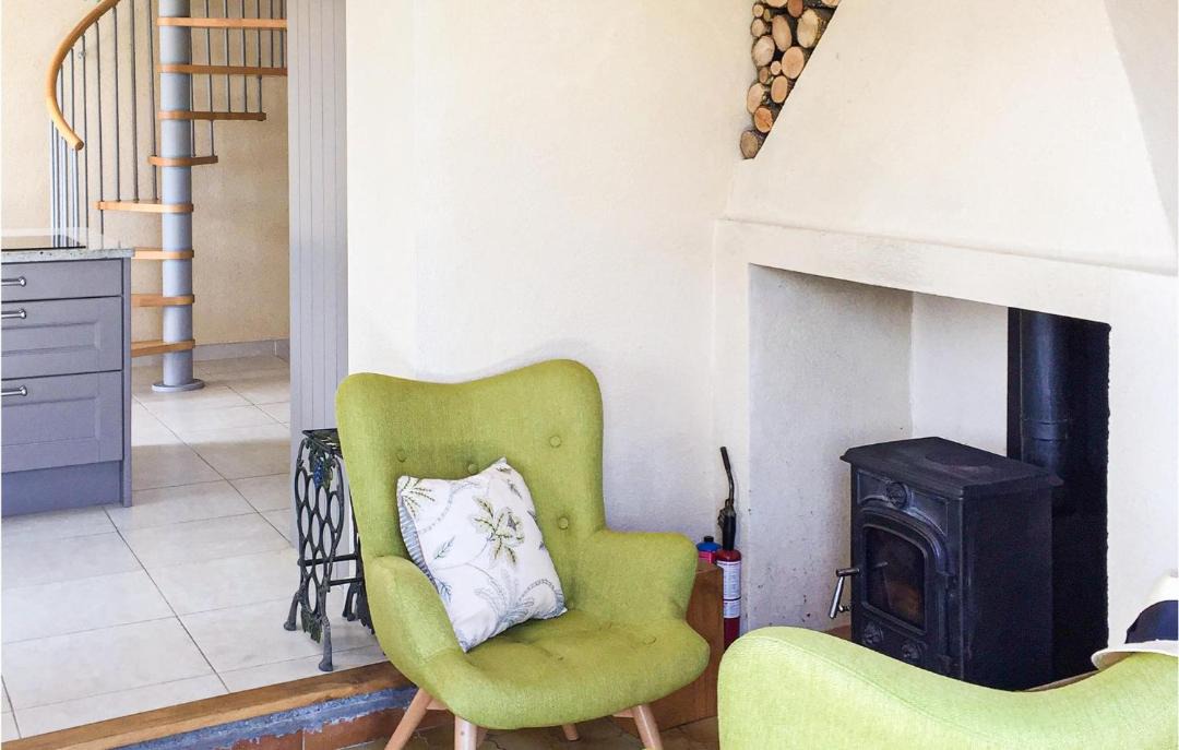 Photo of Others in Monfaucon