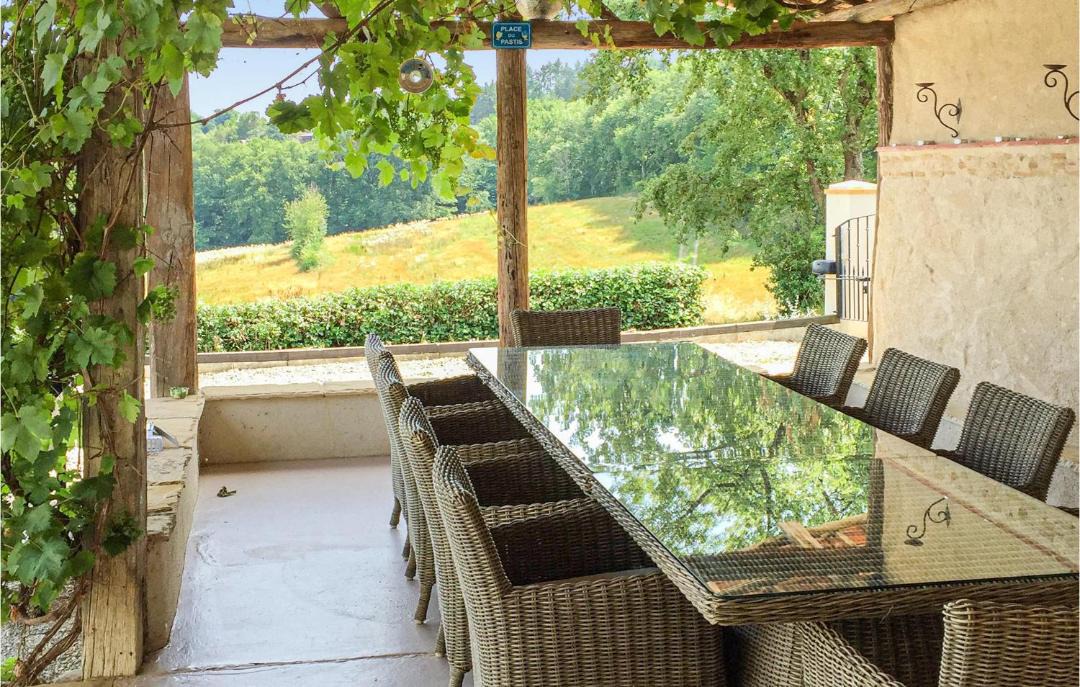 Photo of Others in Monfaucon