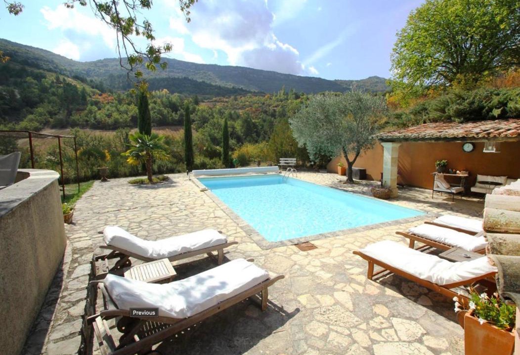 Photo of Others in Vercoiran