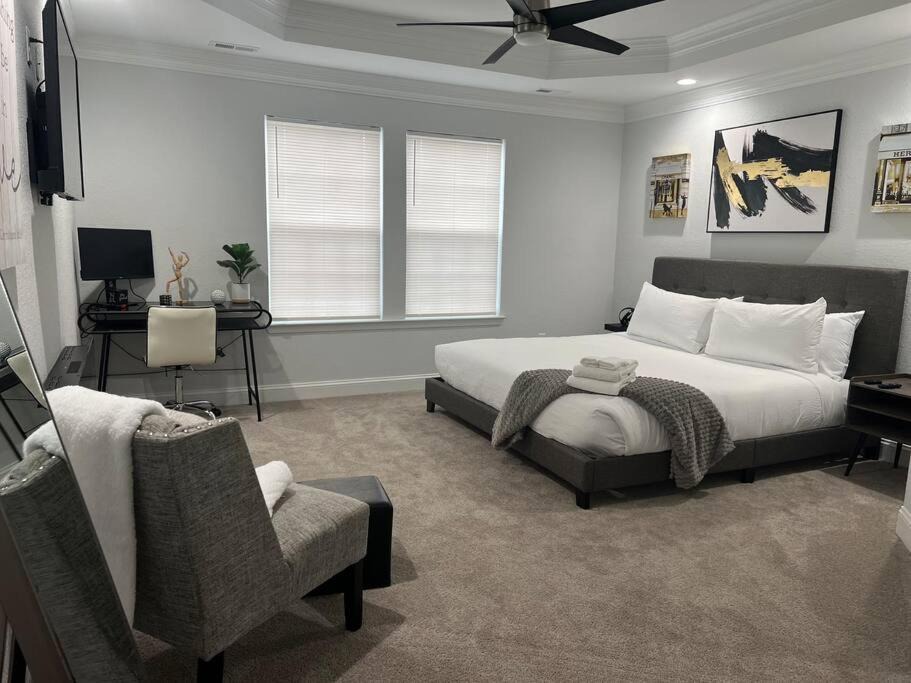 Photo of Bedroom in Downtown