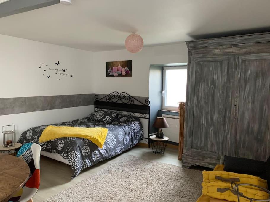 Photo of Bedroom in Gond-Pontouvre