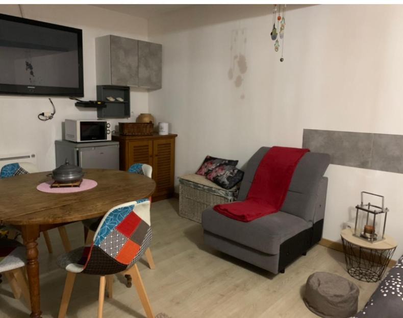 Photo of Livingroom in Gond-Pontouvre