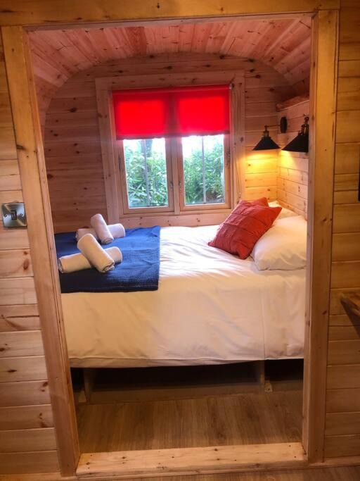 Photo of Bedroom in Caerdeon