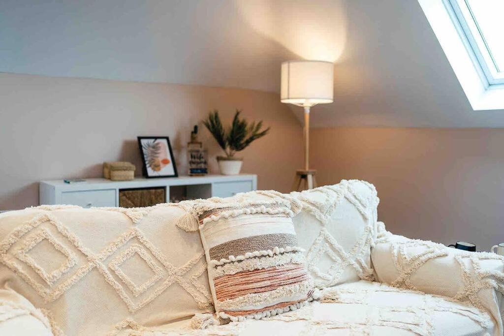 Photo of Bedroom in Shoscombe