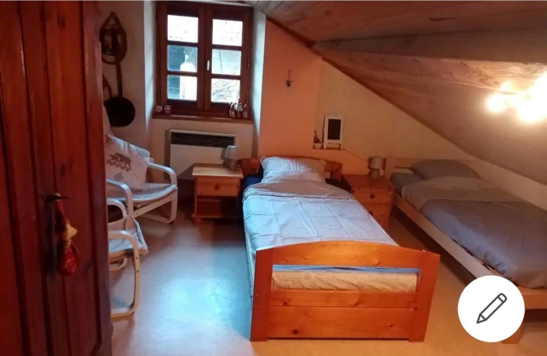 Photo of Bedroom in Pressins
