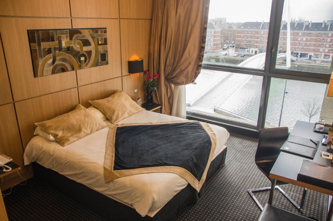 Photo of Bedroom in Downtown Le Havre