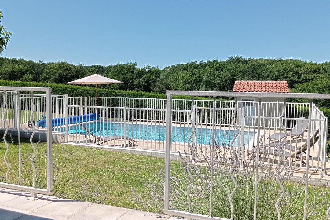 Photo of Buildings in Eyzerac