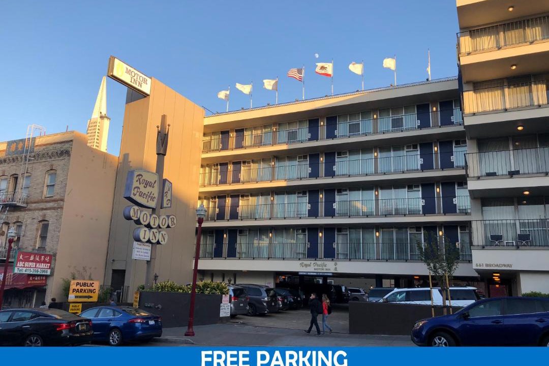 Photo of Others in Chinatown