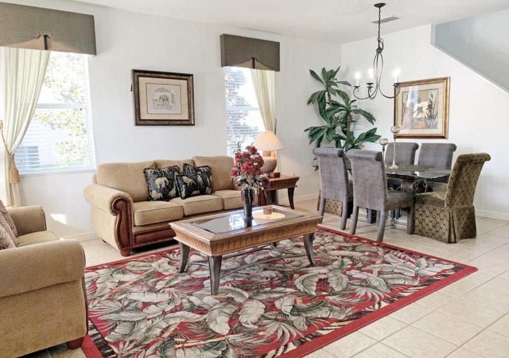 Photo of Livingroom in Windwood Bay
